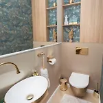 Gold Jacuzzi Apartment Czestochowa