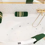 Gold Jacuzzi *