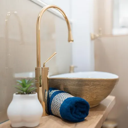 Gold Jacuzzi Lejlighed *